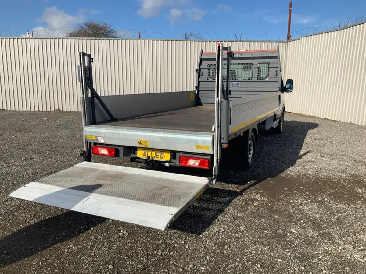 2022-ford-transit-20tdci-350-l2h1-leader-130pseu6dt-fwd-cab-big-11