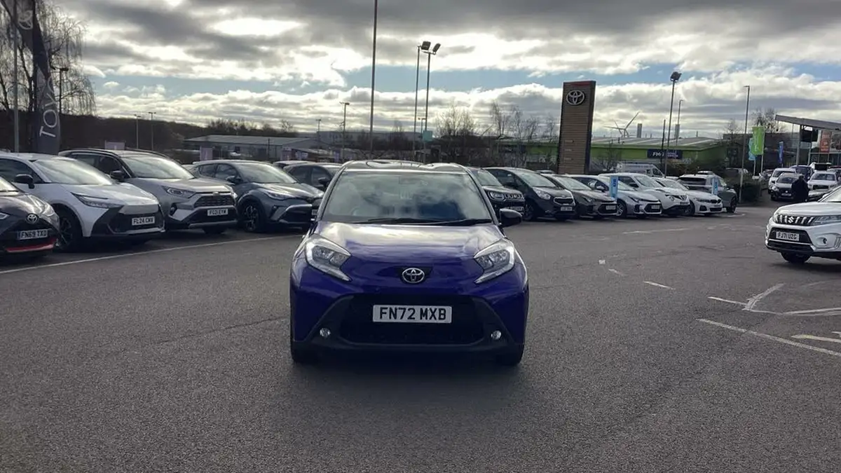 2022-toyota-aygo-x-10-vvt-i-edge-cvt-big-14