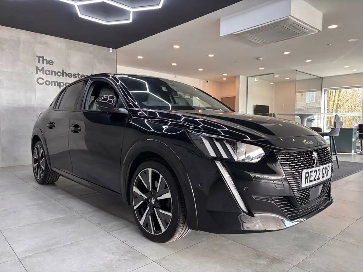 2022-peugeot-208-12-puretech-gt-100bhp-eat8-big-4