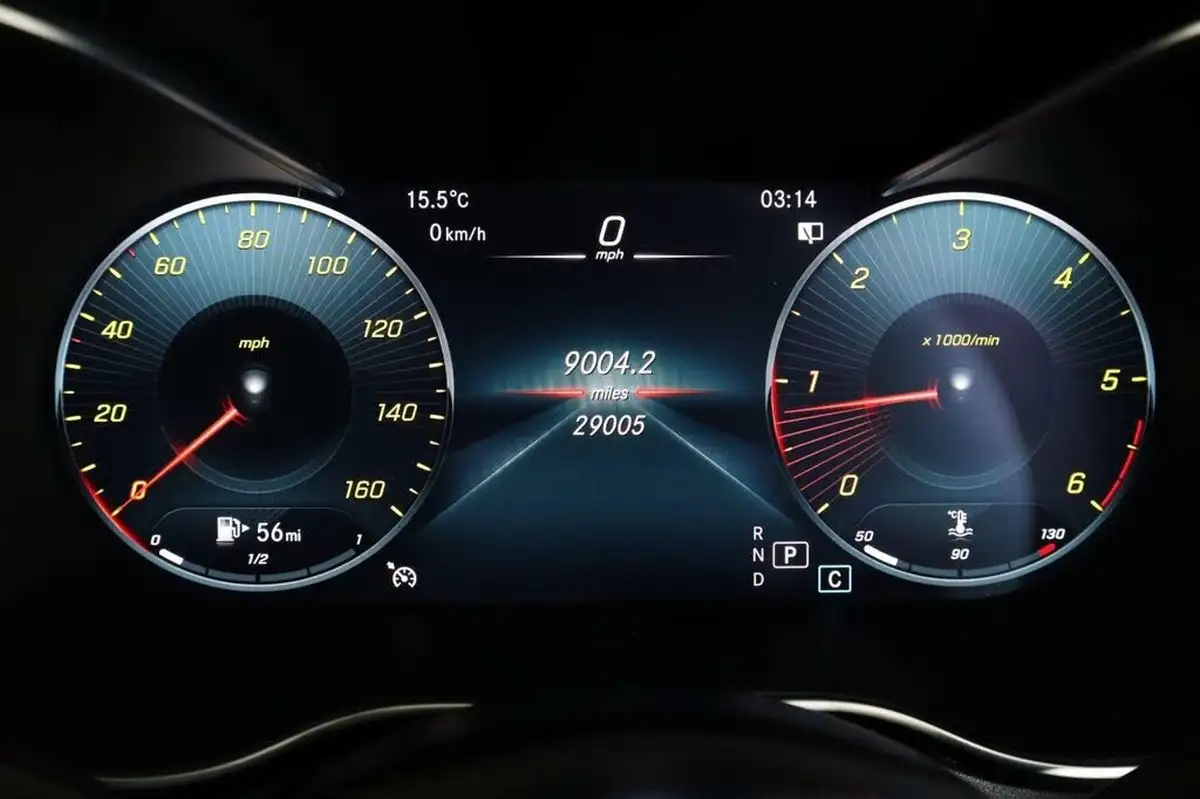 2021-mercedes-benz-glc-class-20d-glc300d-amg-line-premium-plus-245ps-station-wagon-5d-big-47