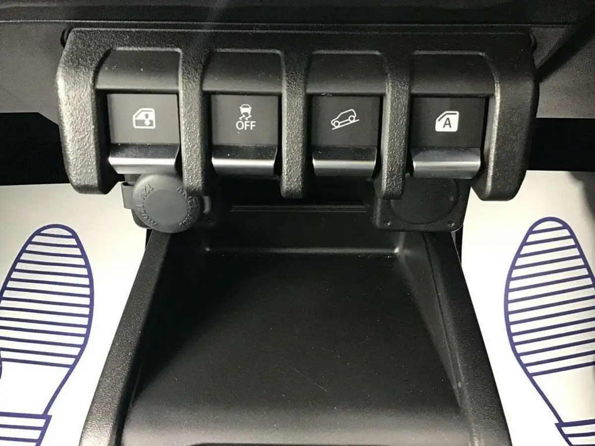 2024-suzuki-jimny-15-light-commercial-allgrip-big-42