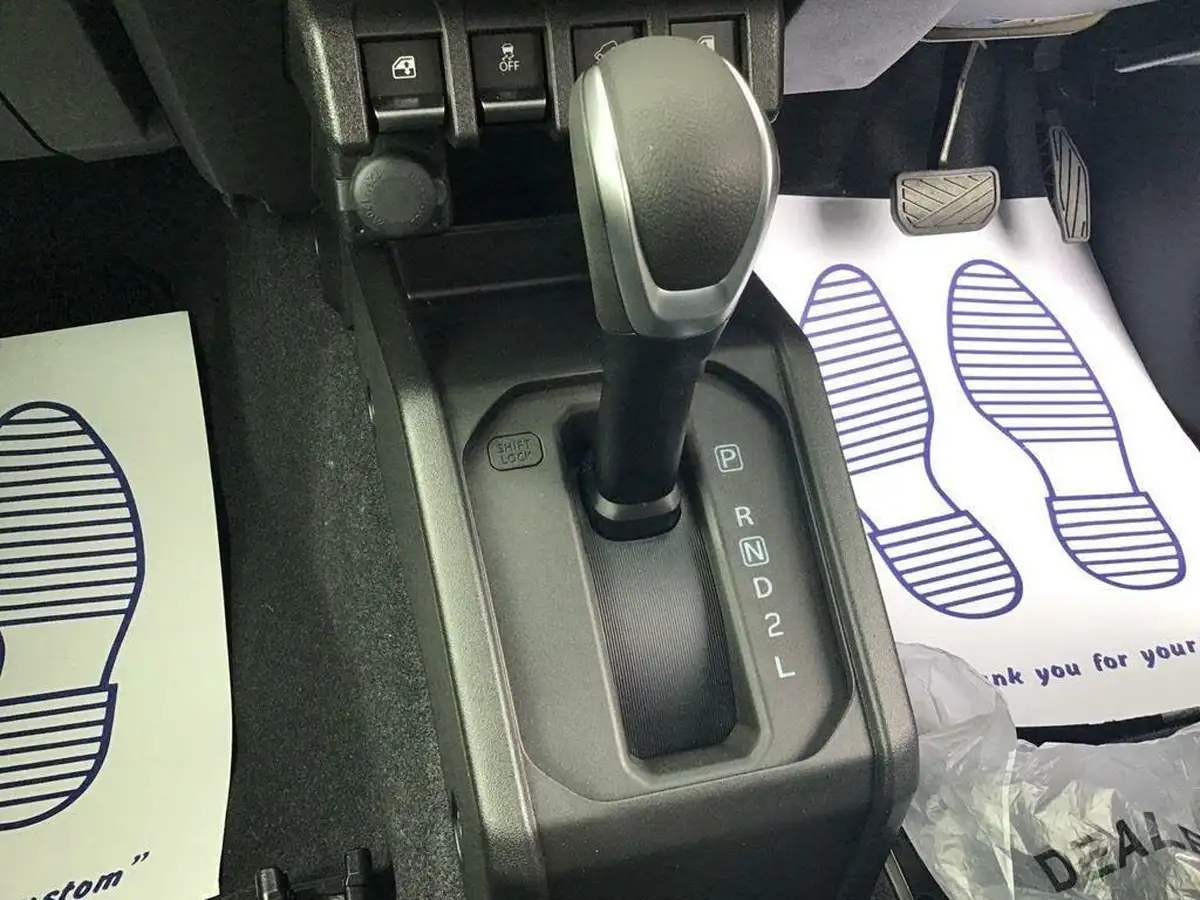 2024-suzuki-jimny-15-light-commercial-allgrip-big-18