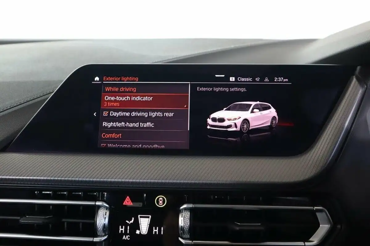 2021-bmw-1-series-15-118i-m-sport-lcp-dct-big-54