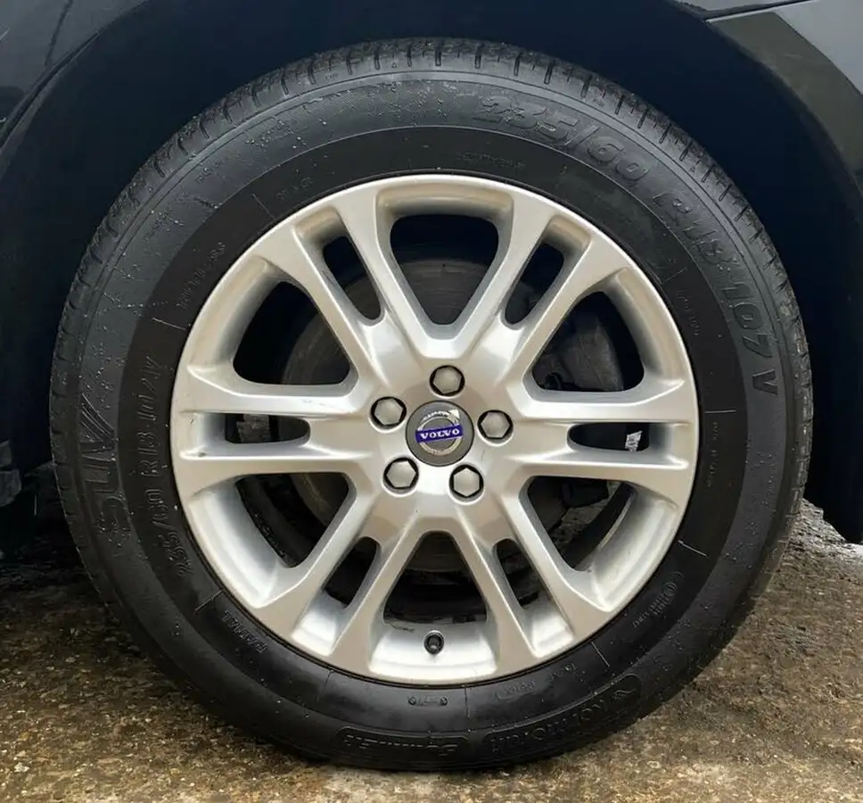 2015-volvo-xc60-24td-d4-se-lux-190bhp-nav-ss-geartronic-big-12