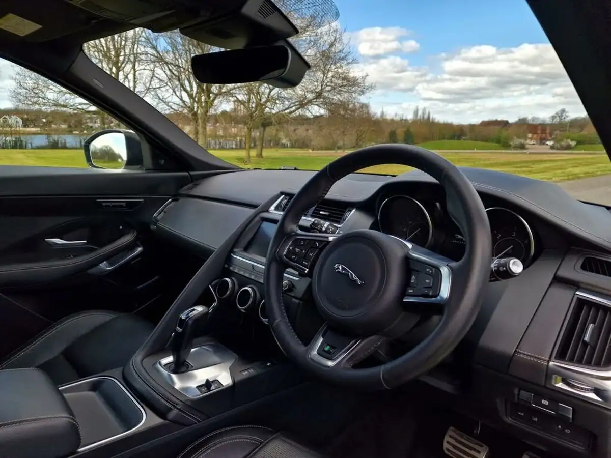 2019-jaguar-e-pace-20-i4d-r-dynamic-se-180ps-awd-auto-big-15