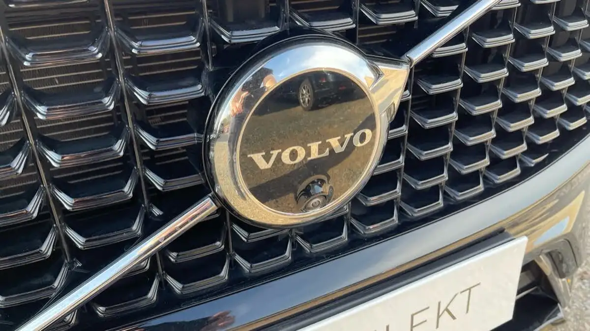 2024-volvo-xc60-20-b5-ultimate-big-21