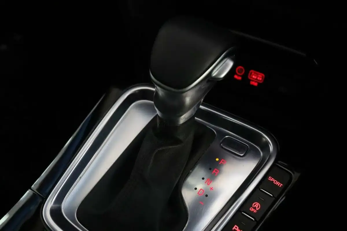 2019-kia-ceed-14-t-gdi-3-sportswagon-dct-big-30