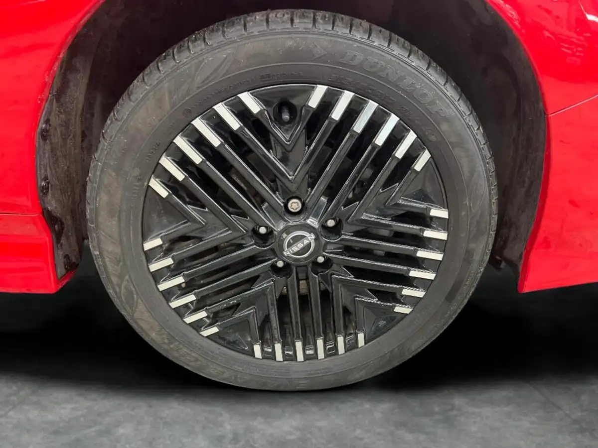 2023-nissan-leaf-e-e-tekna-59kwh-big-21