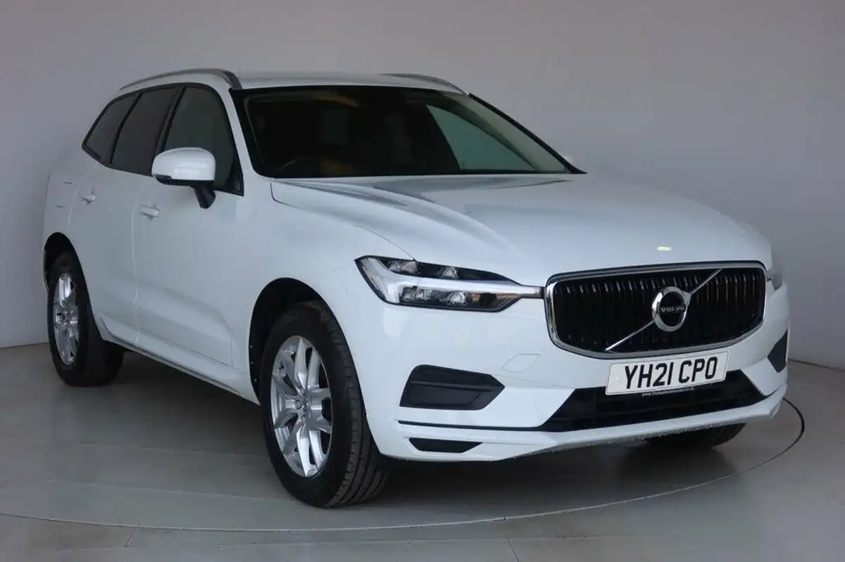 2021-volvo-xc60-20td-b4-momentum-big-10