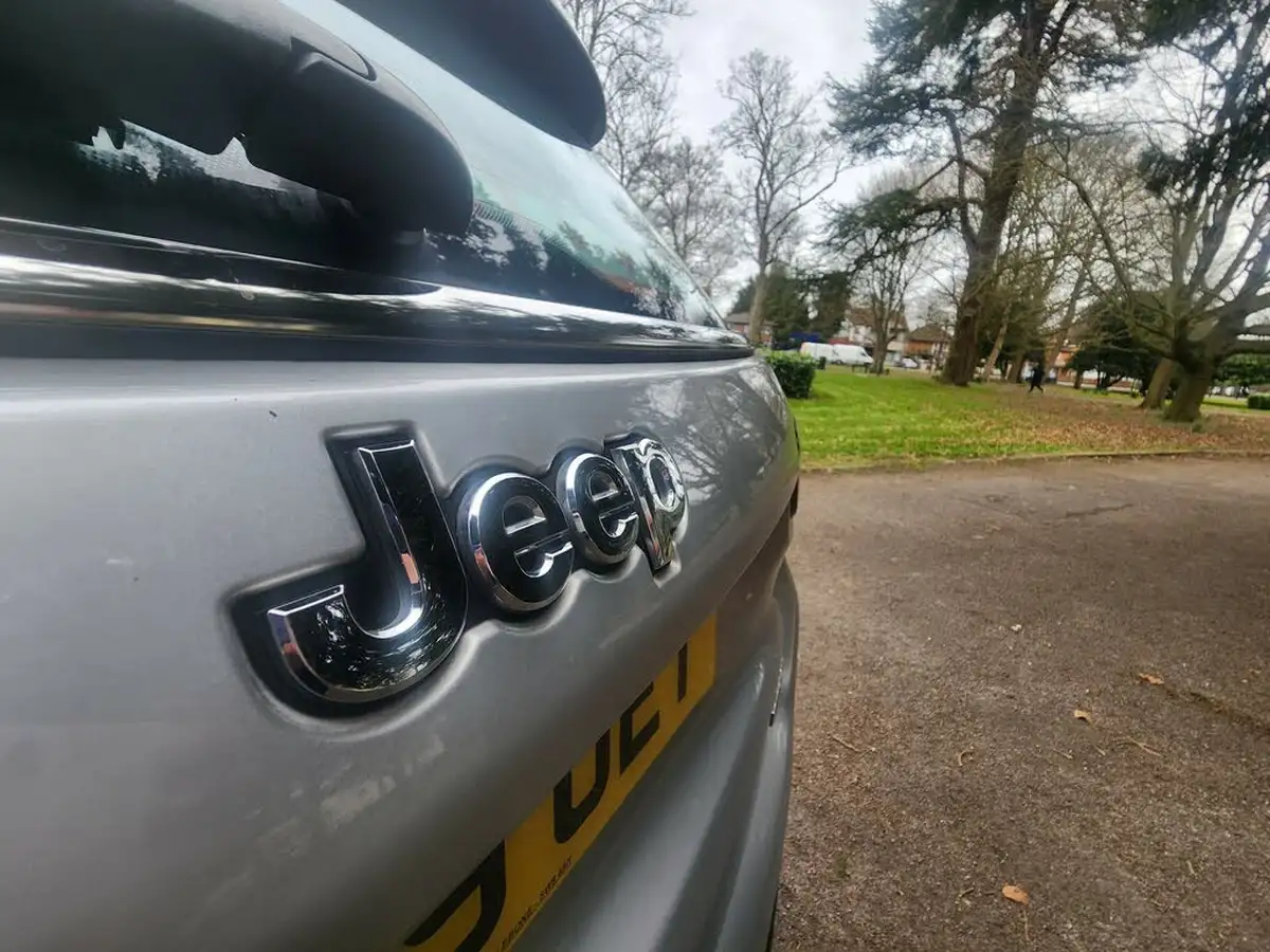 2019-jeep-compass-14-multiair-ii-longitude-big-29