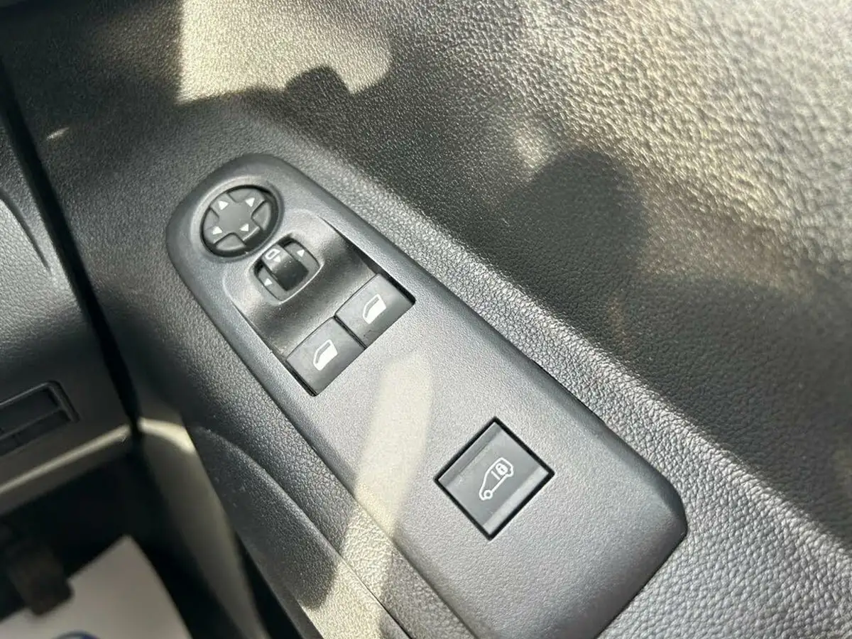 2018-citroen-berlingo-16bluehdi-650-enterprise-big-21
