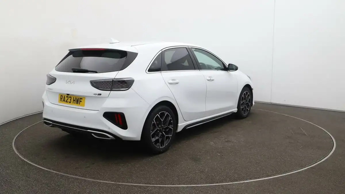 2022-kia-ceed-15-t-gdi-gt-line-big-46