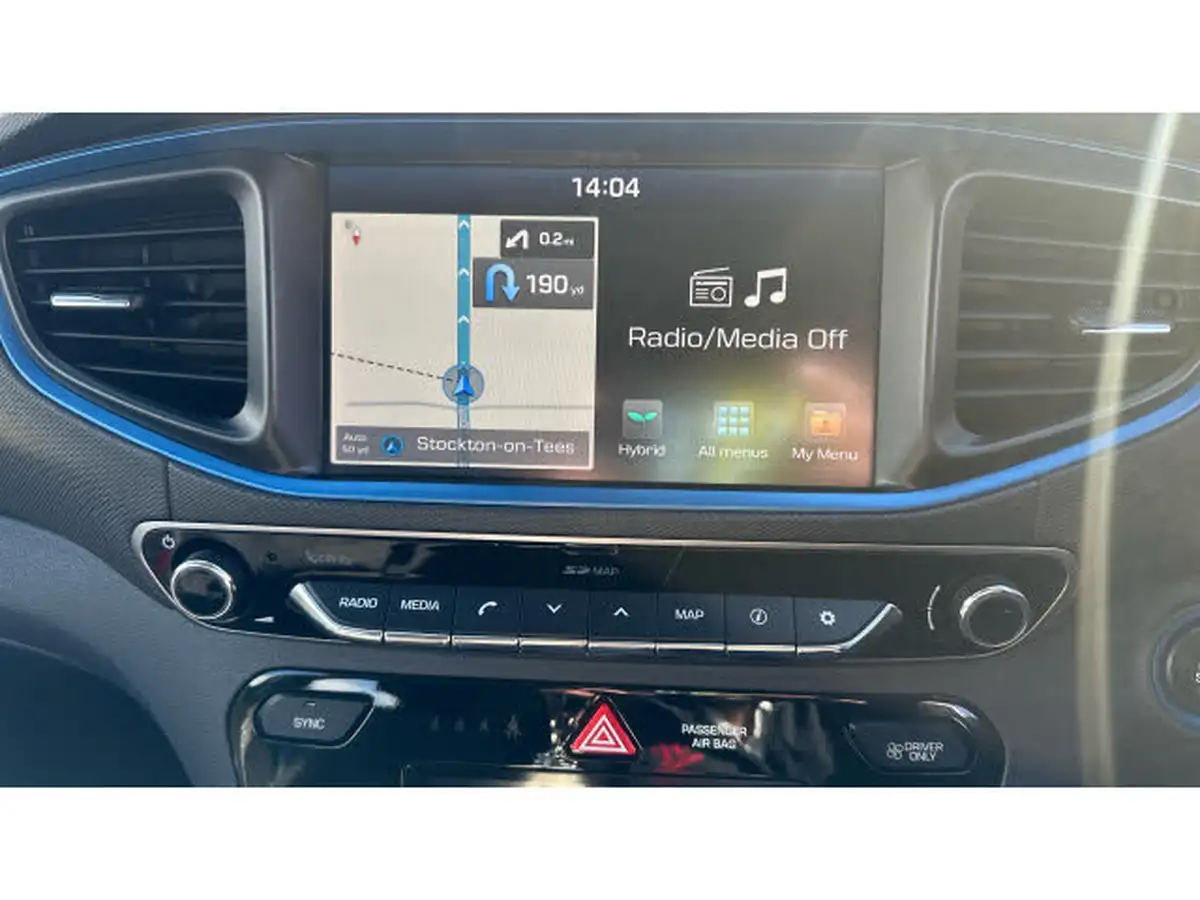2018-hyundai-ioniq-16-gdi-premium-hybrid-big-26