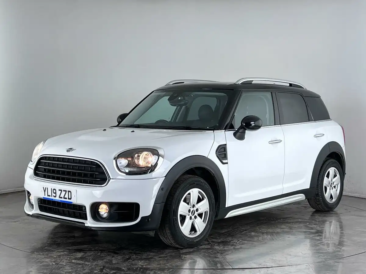 2019-mini-countryman-15-cooper-classic-auto-big-1
