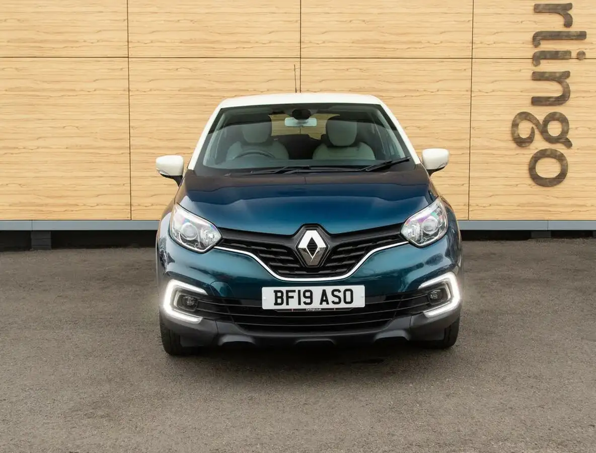 2019-renault-captur-09-tce-iconic-big-5