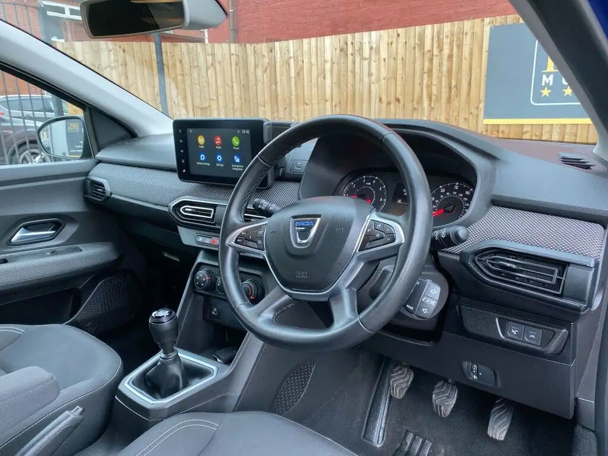 2021-dacia-sandero-10-tce-comfort-90bhp-big-5