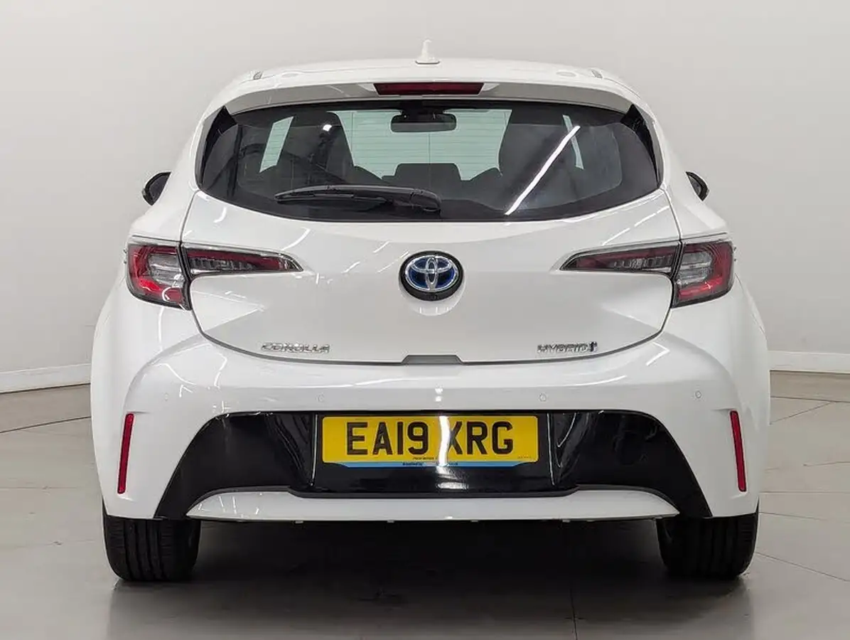 2019-toyota-corolla-18-vvt-i-icon-spare-wheel-hatchback-5d-big-9