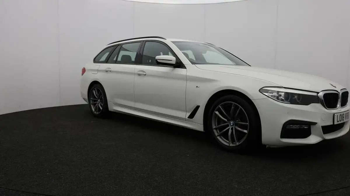 2018-bmw-5-series-20td-520d-m-sport-188bhp-xdrive-touring-5d-big-1