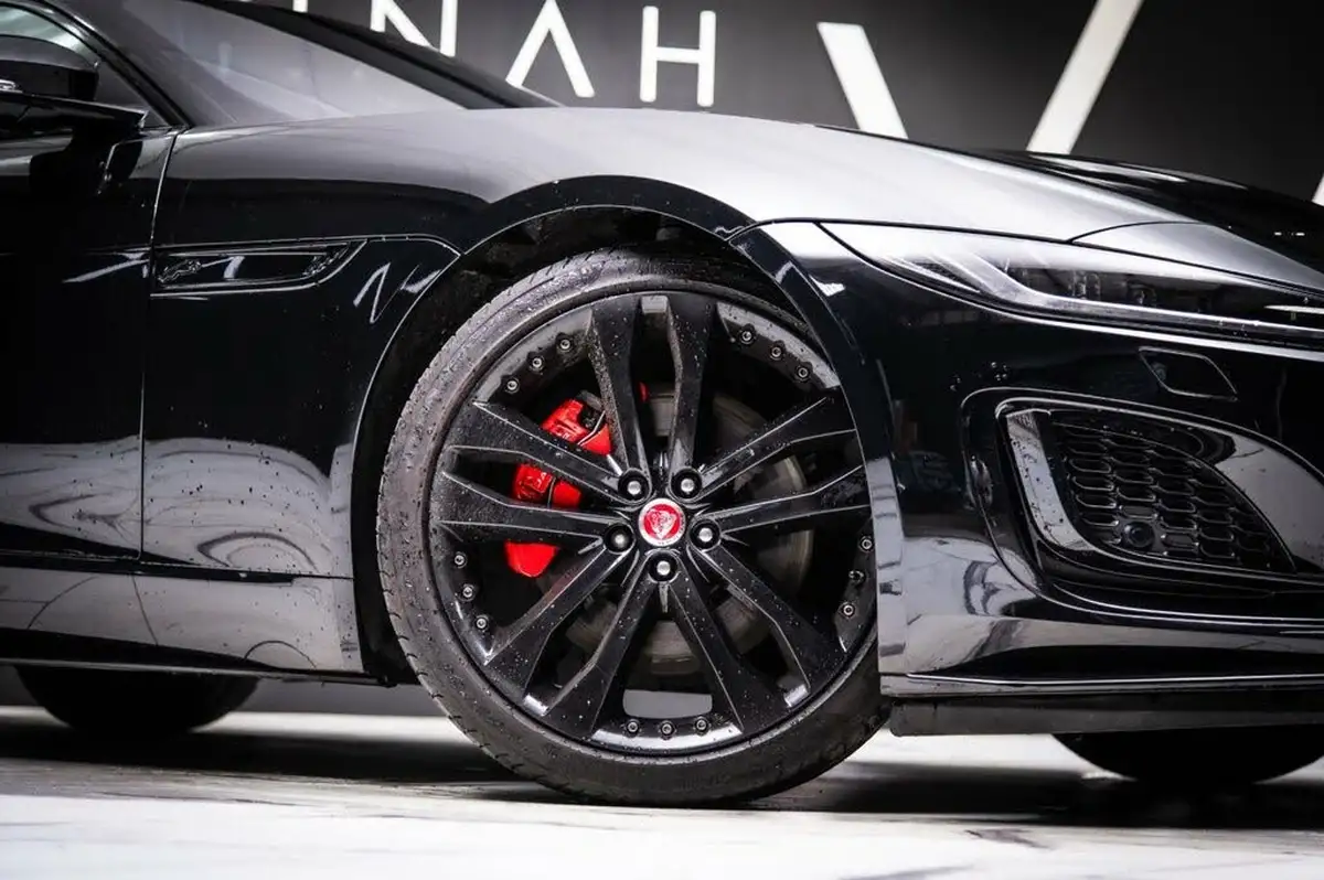 2022-jaguar-f-type-20-p300-r-dynamic-black-coupe-big-30