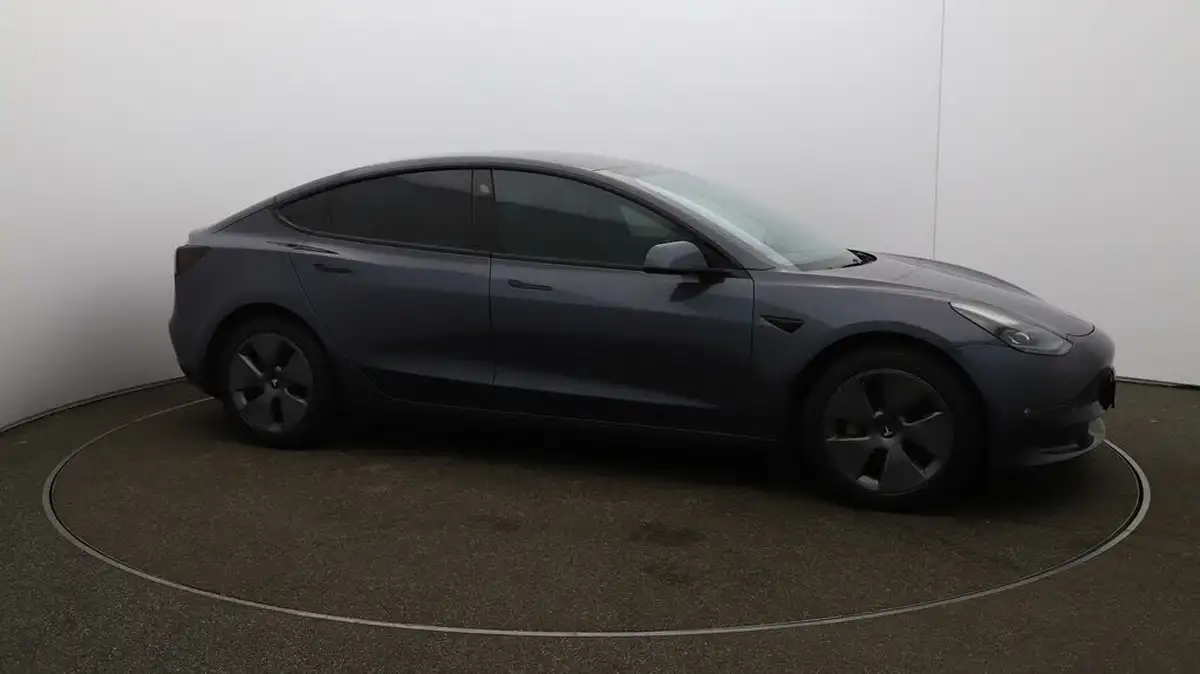 2021-tesla-model-3-e-long-range-4x4-big-38