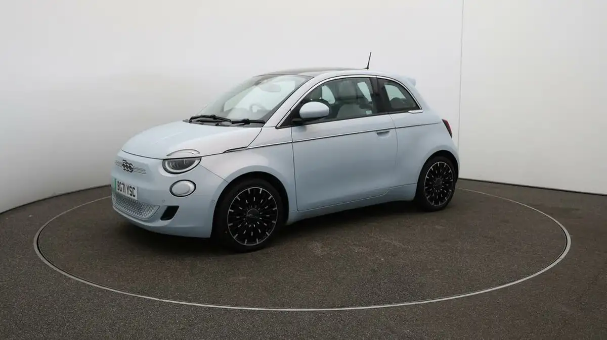 2021-fiat-500-e-la-prima-big-61