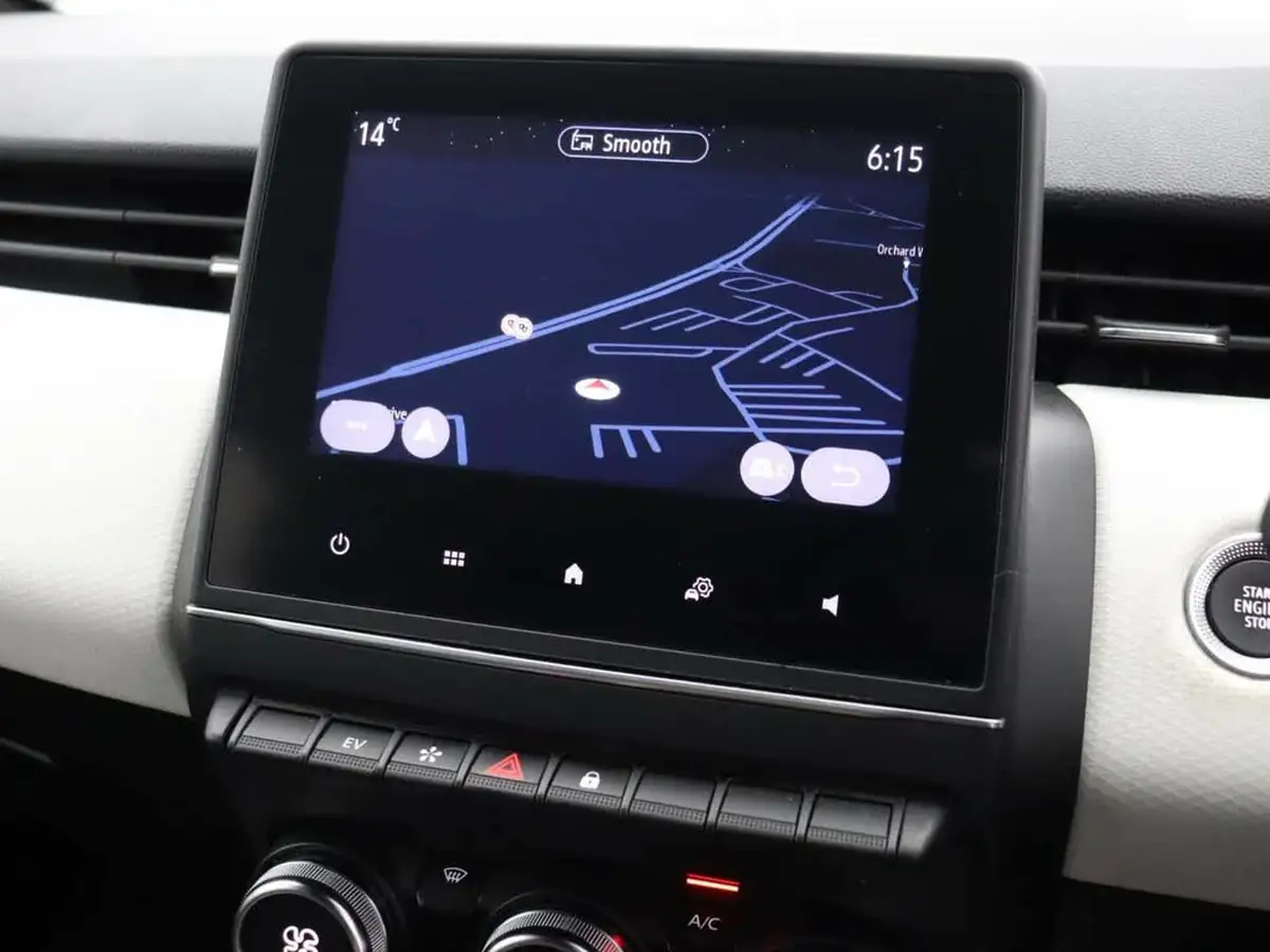 2022-renault-clio-16-techno-big-22