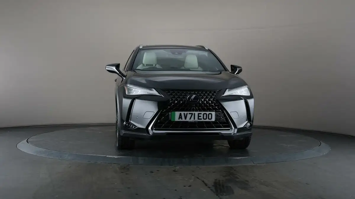 2021-lexus-ux-300e-e-ux-big-47