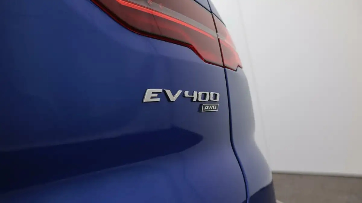 2020-jaguar-i-pace-ev400-hse-big-24