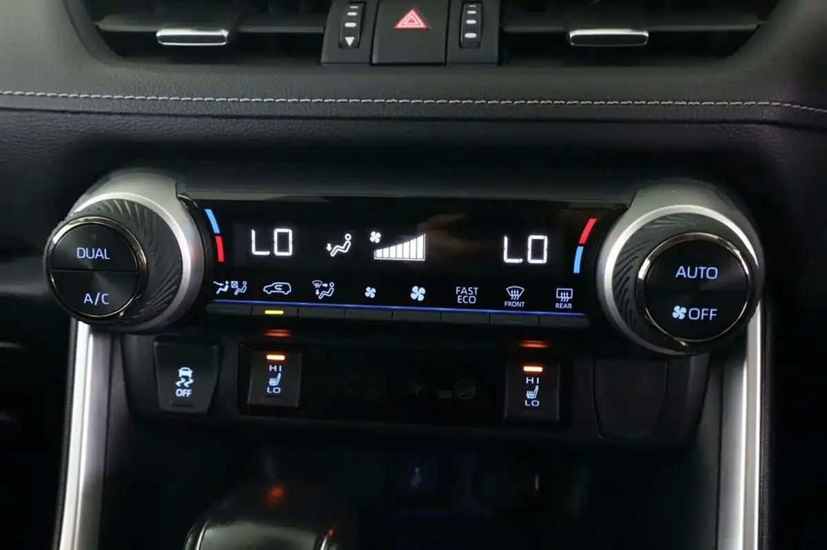 2021-toyota-rav4-25-vvt-i-excel-215bhp-big-24