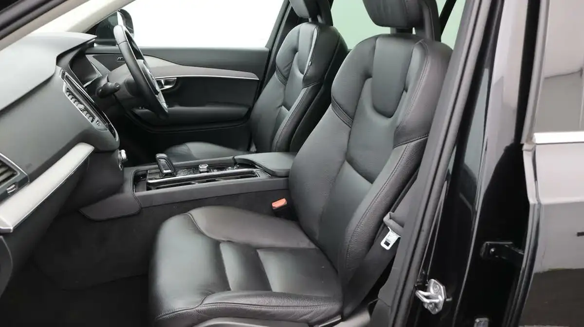 2021-volvo-xc90-20td-b5-momentum-big-14