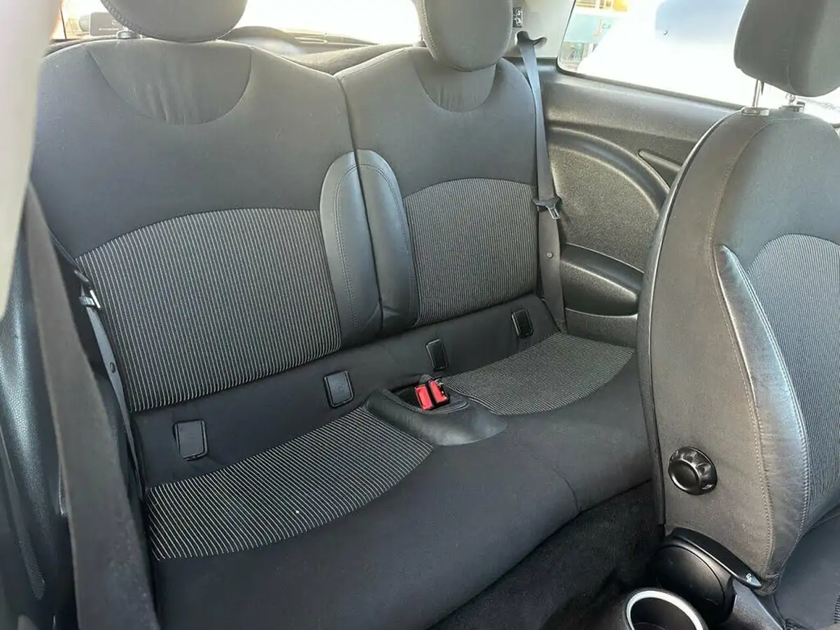 2007-mini-cooper-16-cooper-120bhp-hatchback-3d-big-6
