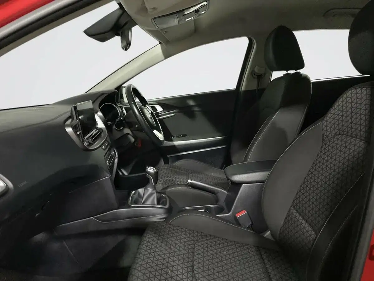 2020-kia-ceed-10-t-gdi-2-nav-hatchback-big-10