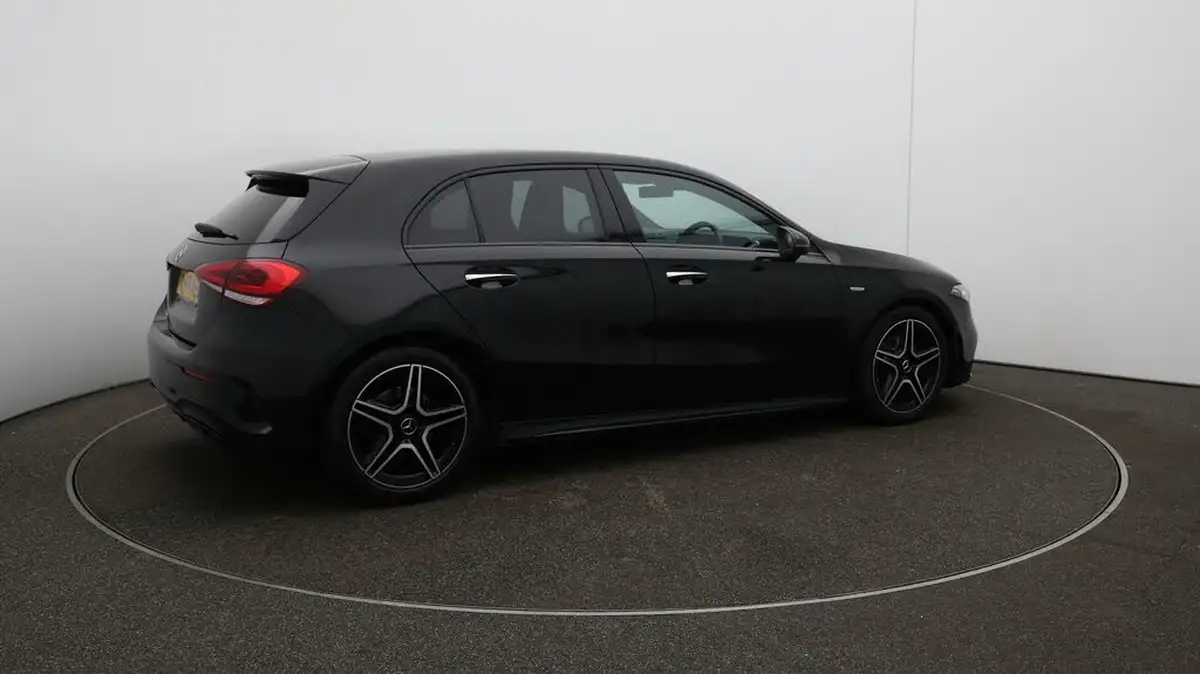 2022-mercedes-benz-a-class-13-a200-amg-line-premium-edition-hatchback-5d-7g-dct-big-45