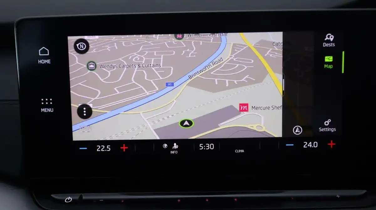 2021-skoda-octavia-20tdi-se-technology-115ps-scr-estate-big-11