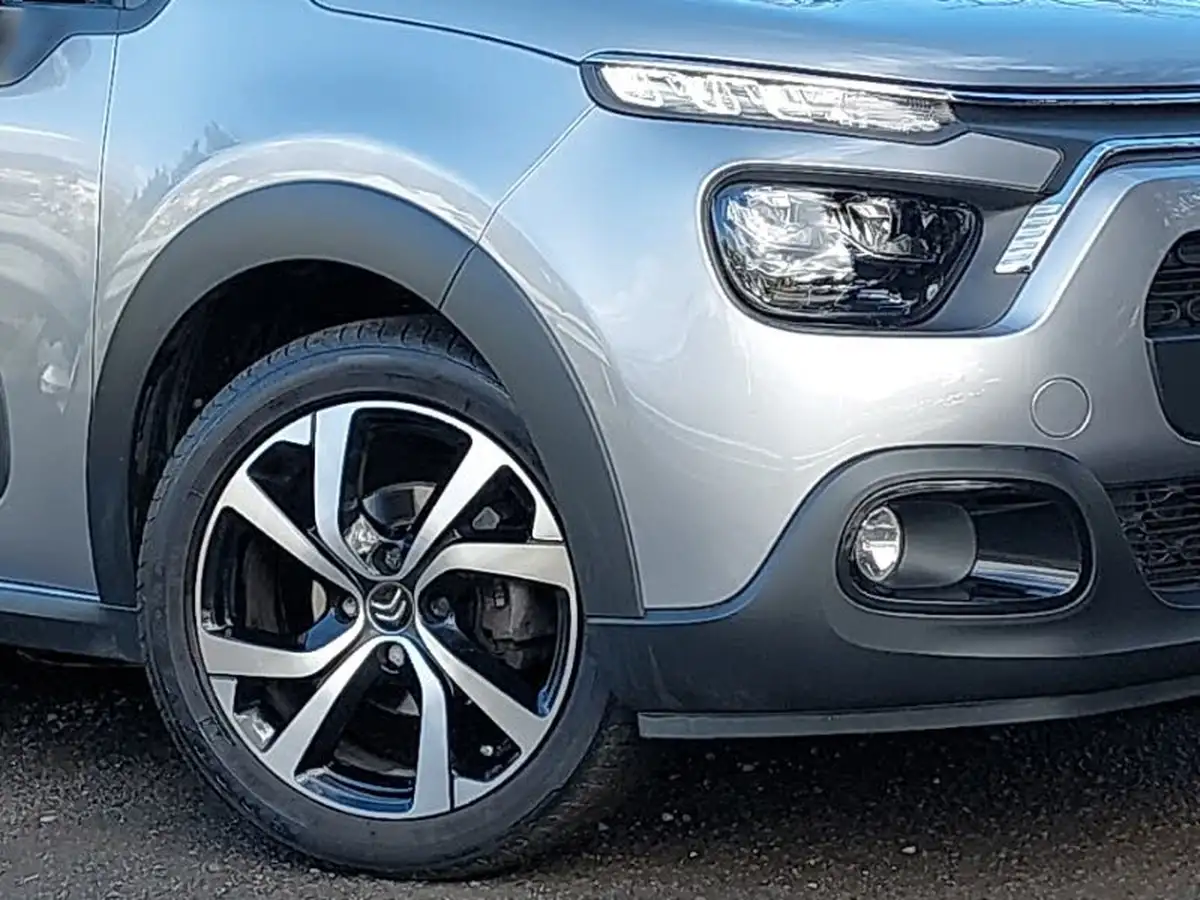 2021-citroen-c3-12-puretech-shine-plus-110ps-eat6-big-8