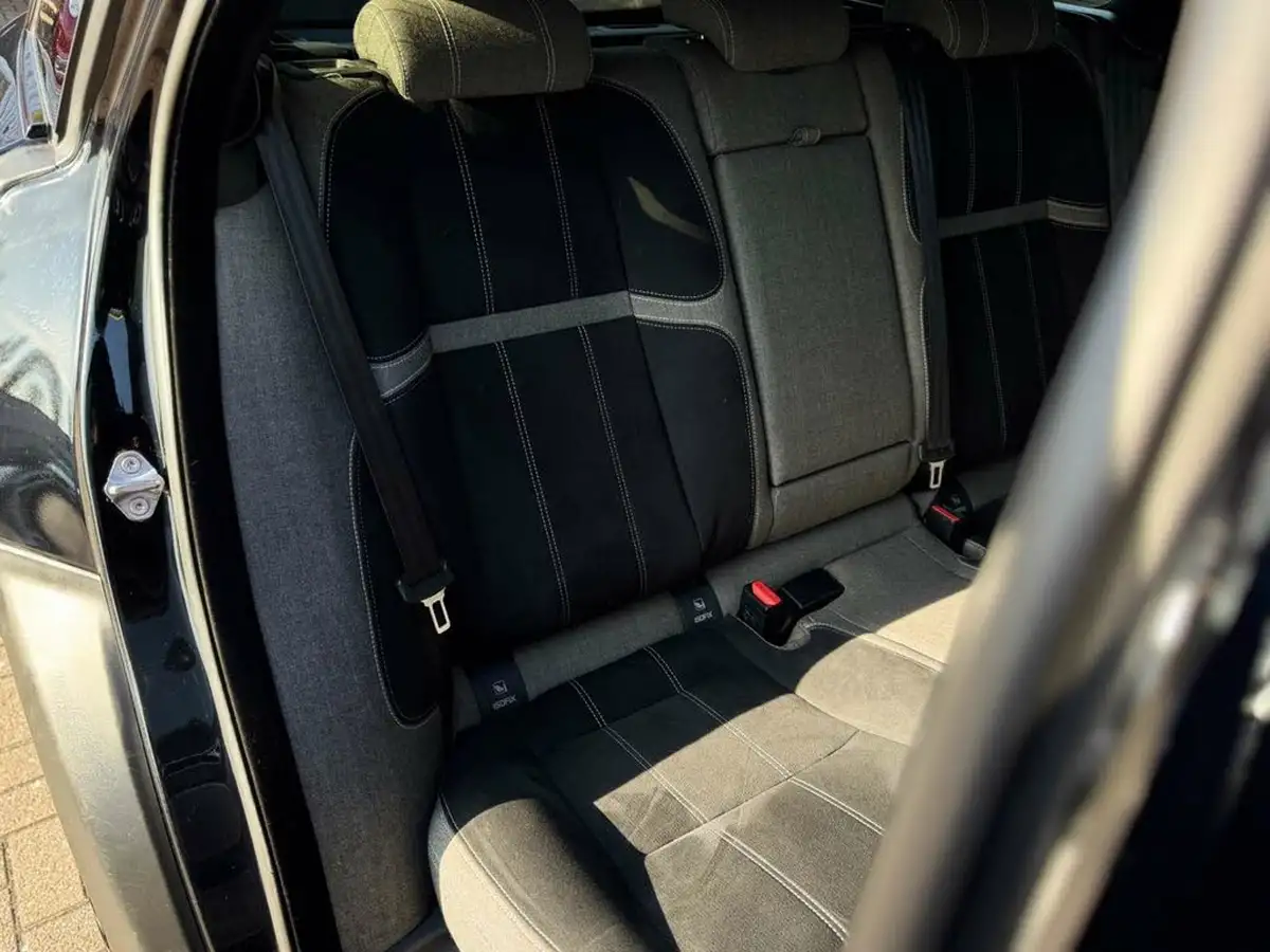 2018-land-rover-range-rover-velar-20-p250-r-dynamic-hse-ss-big-22