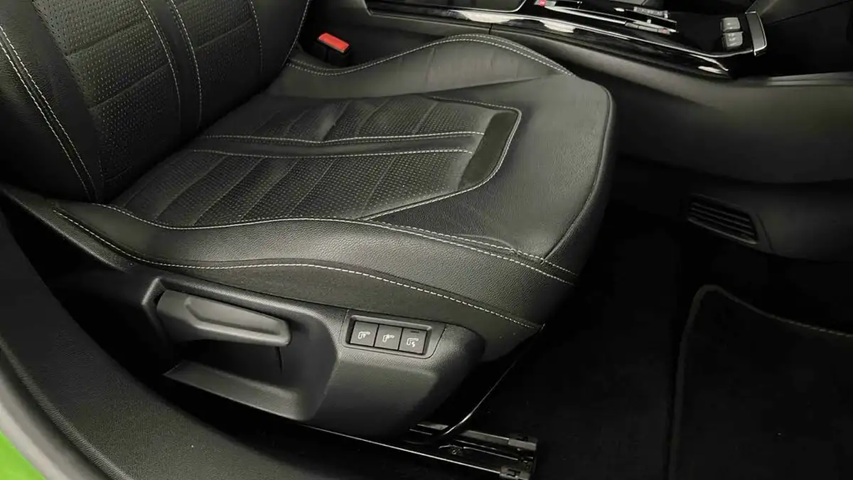 2022-vauxhall-mokka-e-ultimate-big-18