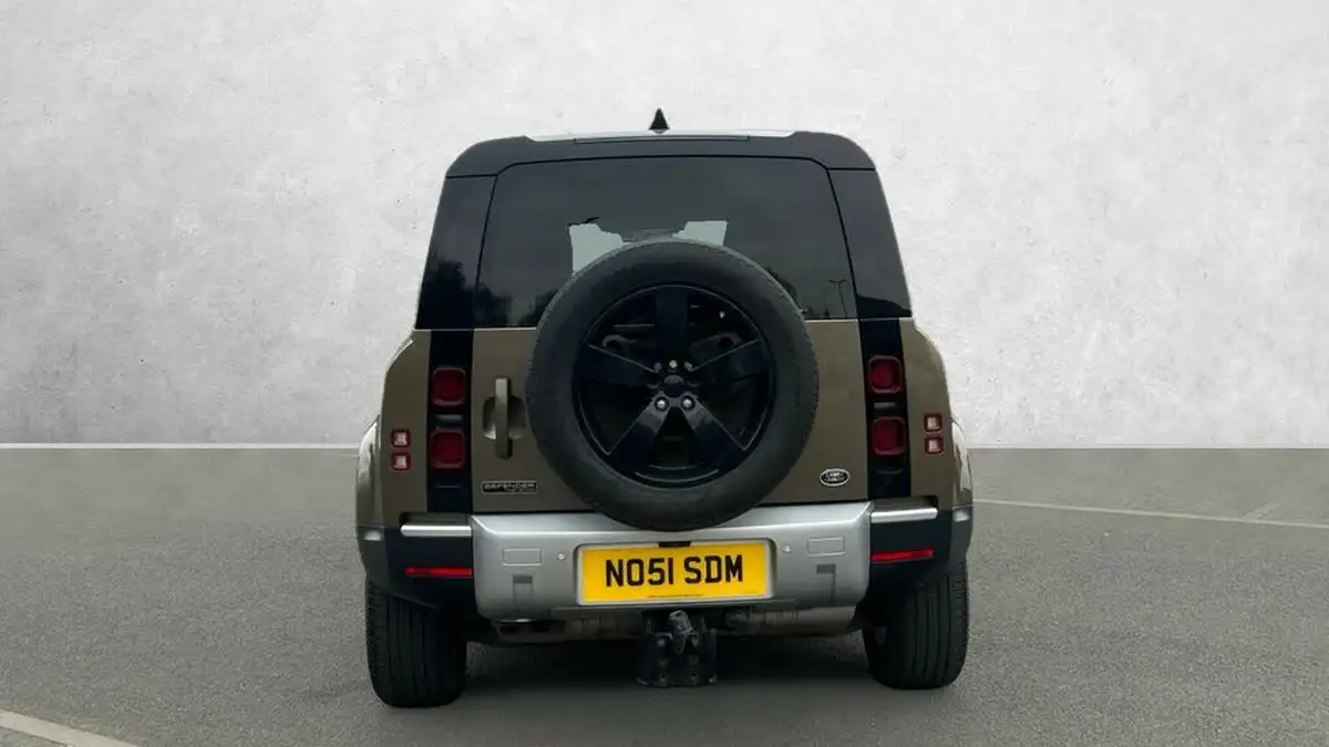 2020-land-rover-110-defender-20-d240-first-edition-110-big-5