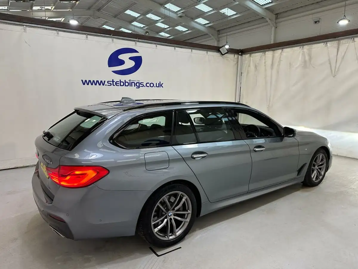 2017-bmw-5-series-20td-520d-m-sport-touring-5d-big-6