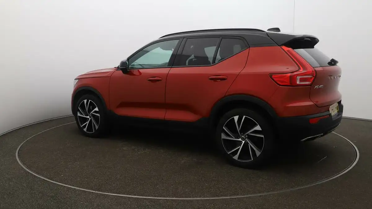 2020-volvo-xc40-20-t4-r-design-pro-awd-big-34