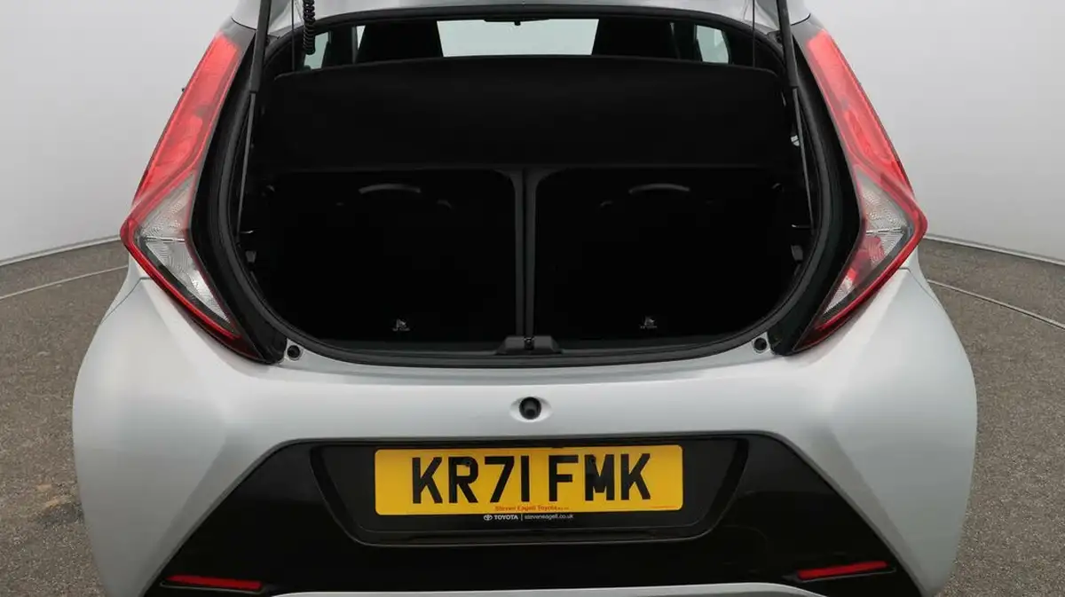 2021-toyota-aygo-10-vvt-i-x-trend-tss-x-shift-big-17