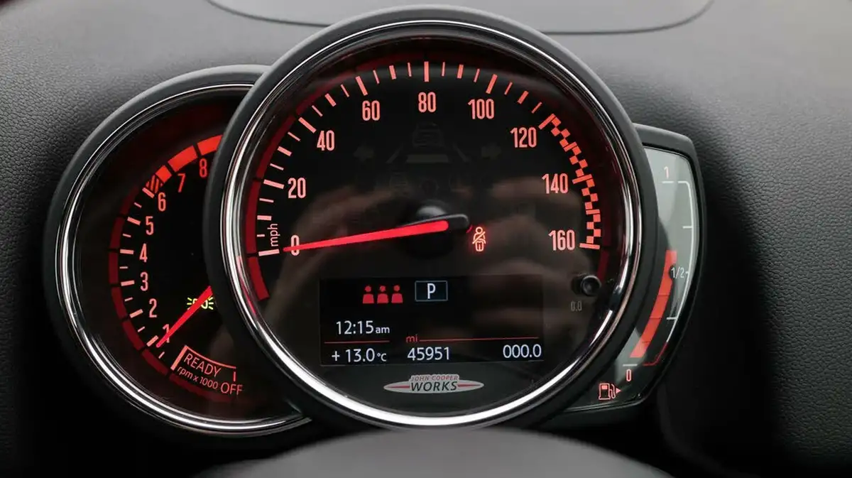 2019-mini-countryman-20-john-cooper-works-big-9