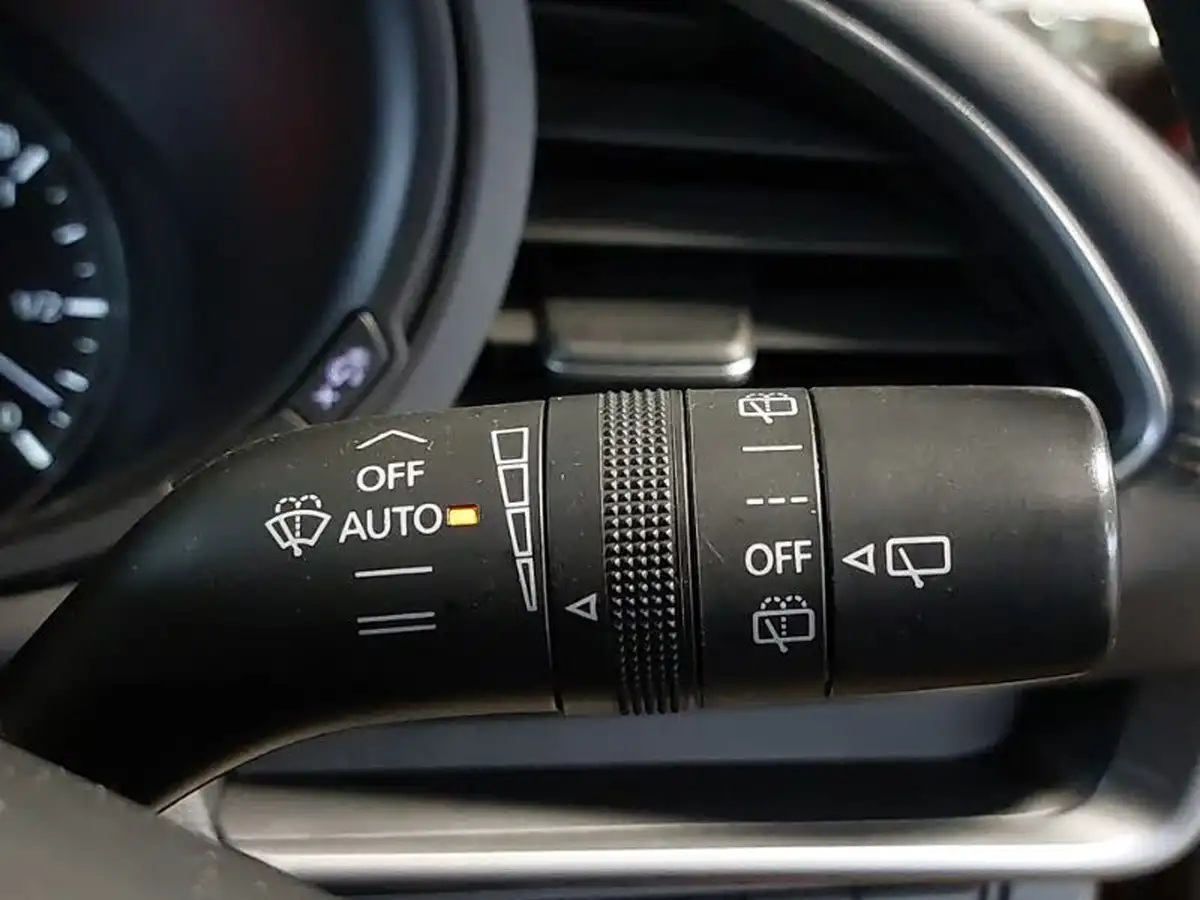 2019-mazda-mazda3-18td-se-l-big-18