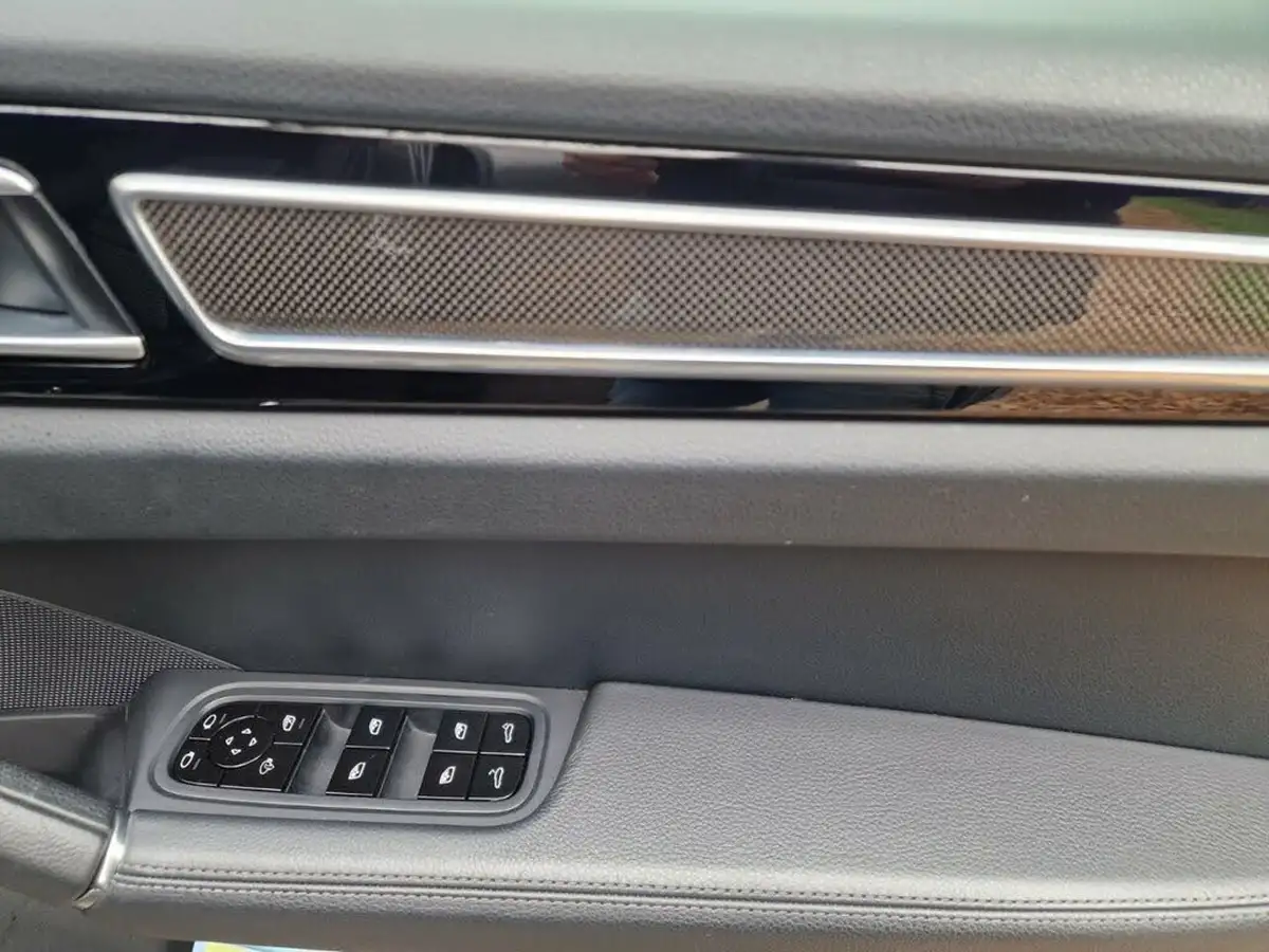 2019-porsche-cayenne-30-v6-s-big-33