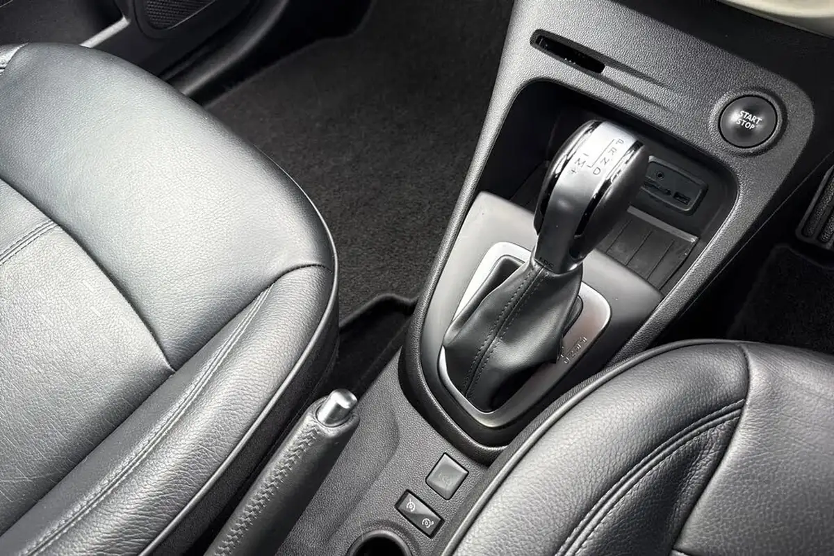 2019-renault-captur-15dci-gt-line-edc-auto-big-22