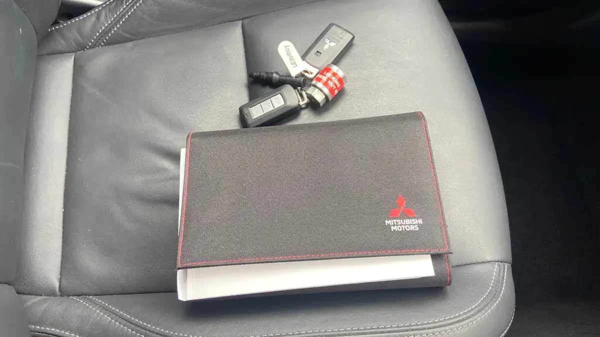 2020-mitsubishi-outlander-20-exceed-big-54