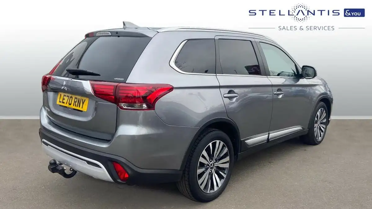 2020-mitsubishi-outlander-20-exceed-big-2