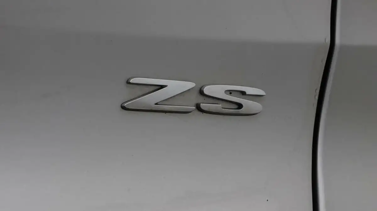 2023-mg-zs-suv-15-vti-tech-exclusive-big-21