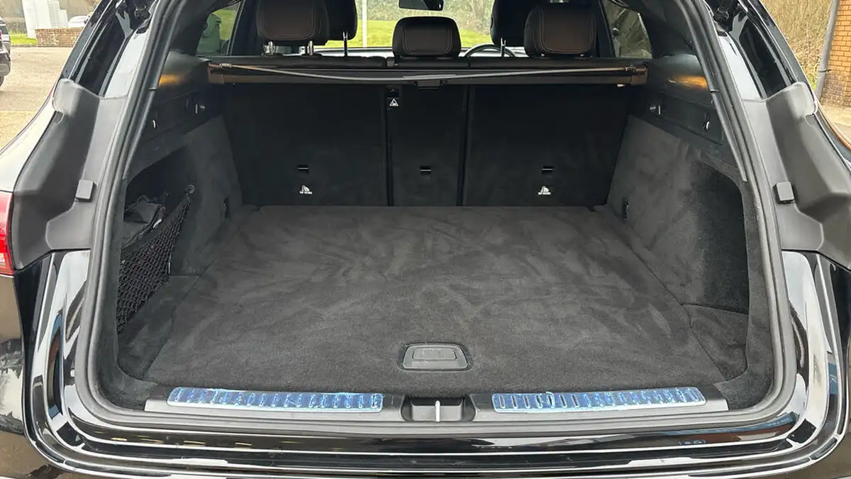 2022-mercedes-benz-eqc-e-eqc-400-amg-line-big-14