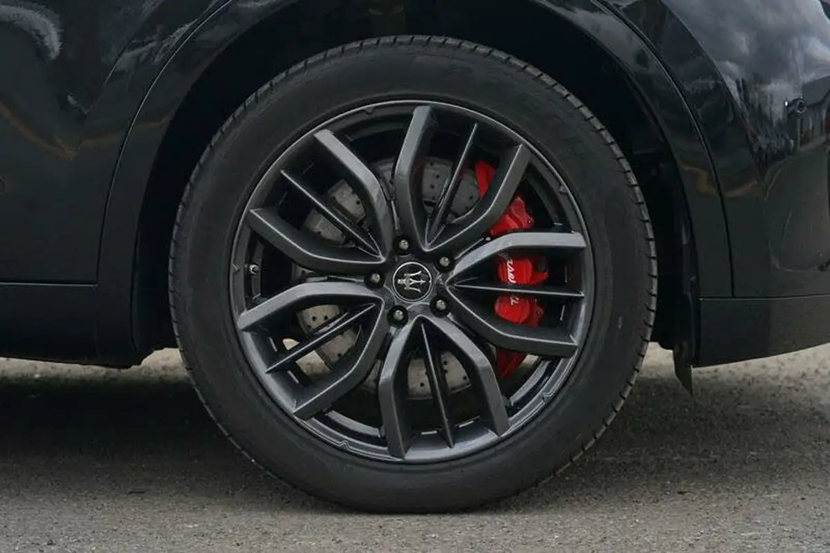 2021-maserati-levante-30-big-4